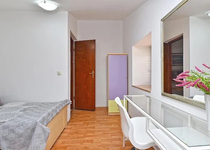 Дом отдыха House Stinjan 2148 Пула