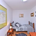 House Stinjan 2148 *