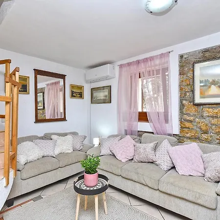 Holiday home House Stinjan 2148 *
