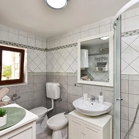 בית נופש House Stinjan 2148 פולה